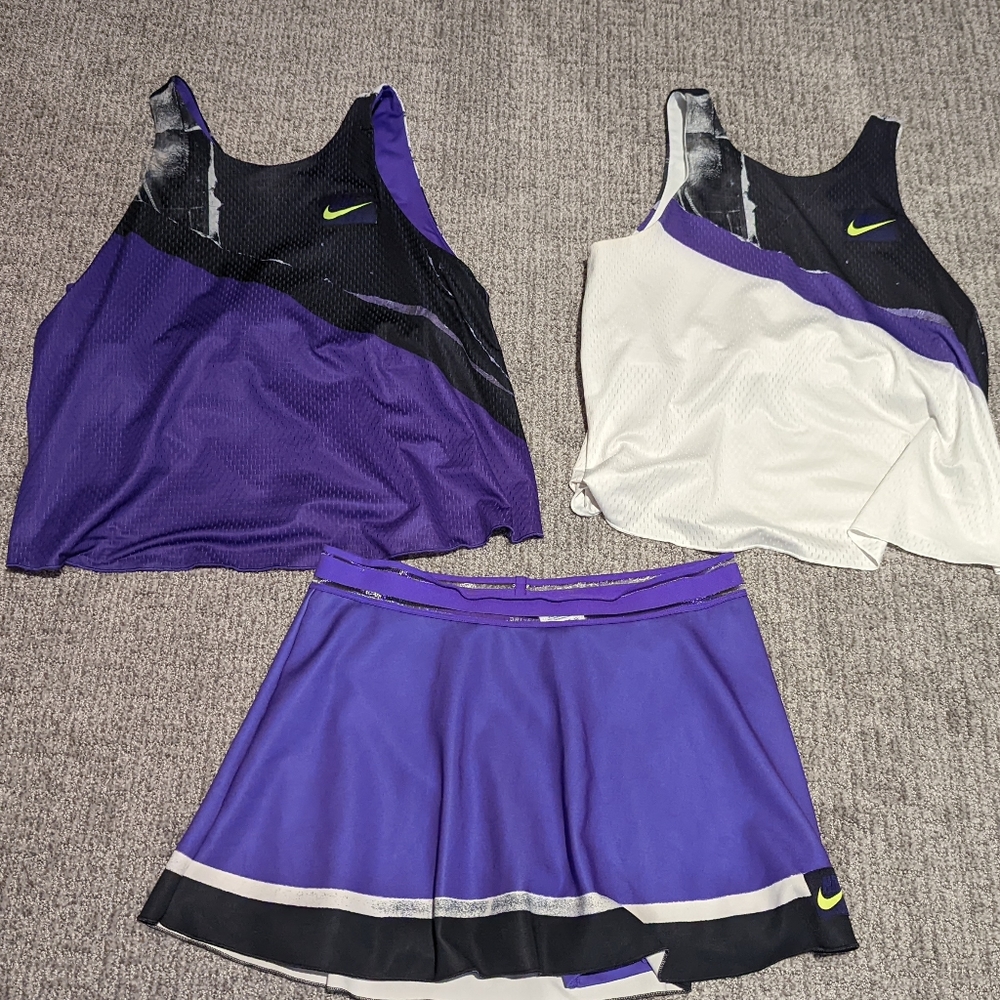 NikeCourt Fall Graphic NY tennnis tanks and skirt (3 pieces) 2019 size large